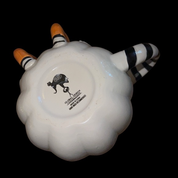 Halloween Ceramic Coffee Mug Cup The Witch Is In - Picture 5 of 5